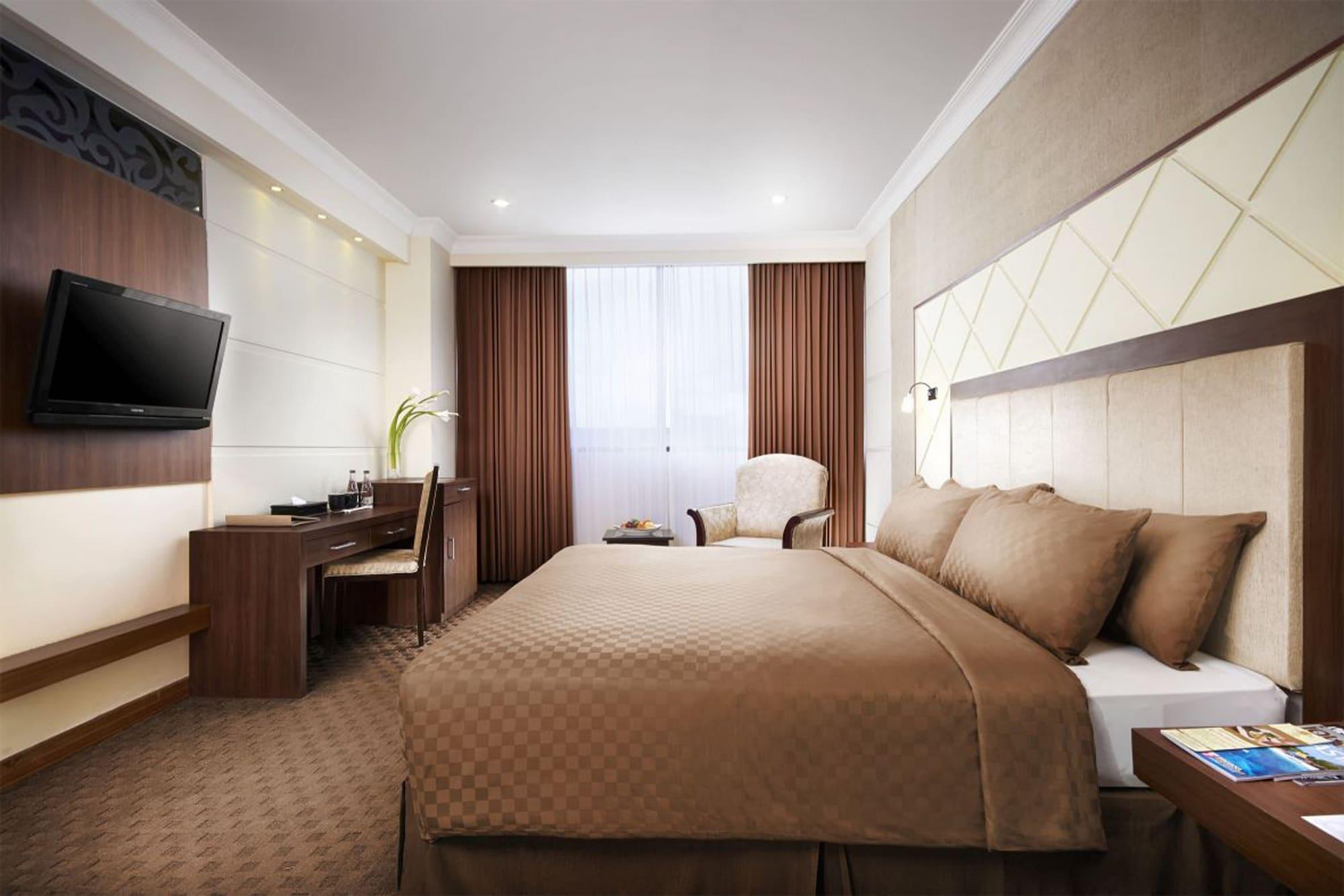 Singgasana Hotel Makassar Ngoại thất bức ảnh